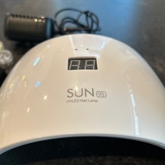 ジェルネイルランプ、グリッターの画像