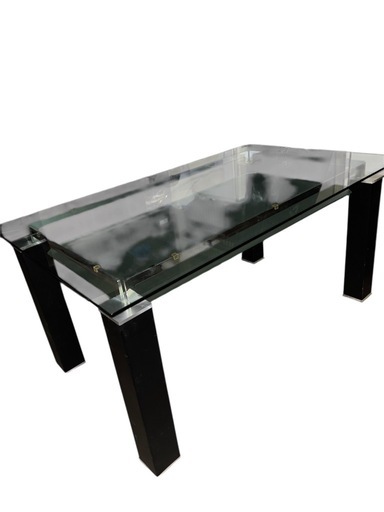 ガラステーブル 大型 リビングテーブル　幅150cm 奥行90cm 高さ70cm
