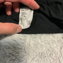 HEATTECH 黒 長袖 アンダーシャツ 2枚セット サイズ100の画像