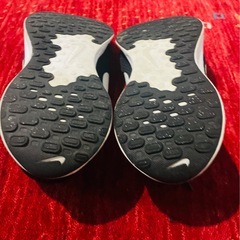 NIKE スニーカー 24.5cm ブラックの画像