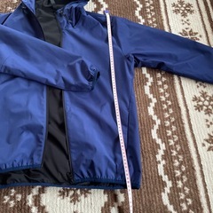 【GU】ナイロンジャケット　ネイビー　Mサイズの画像