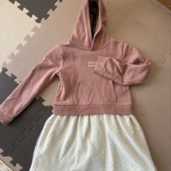 子供服　冬物130の画像