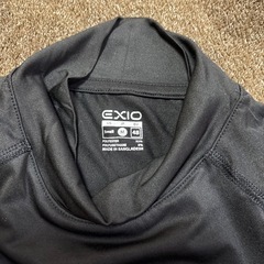 EXIO 黒のアンダーシャツ（メンズ）の画像