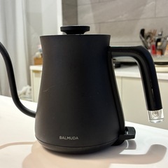 中古品　バルミューダ ケトル BALMUDA の画像
