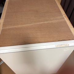 コロ付き棚　引き戸の画像