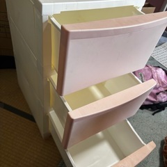 【早い者勝ち！あげます】ニトリの小型チェスト／引き出し3段の画像