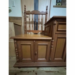 海外アンティーク家具☆椅子とテーブルの画像