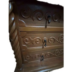 海外アンティーク家具☆彫刻装飾付き木製タンス 引き出し☆の画像
