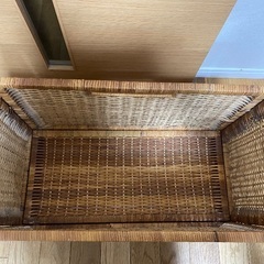 【東京　板橋区引取り】カゴの物入れの画像