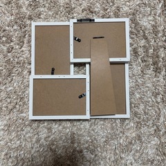 ニトリ　写真立ての画像