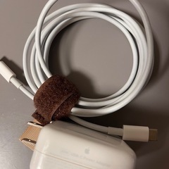 MacBook Air 13インチ 2020 / Intel Core i5 / メモリ8GB / Retina / 充放電136回の画像