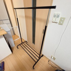 【お話し中】ハンガーラックの画像