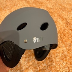 新品✨登山などスポーツヘルメットの画像