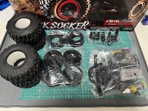 タミヤ　ロックソッカー　未組立品 Amazon | TAMIYA タミヤ 1/10 ロックソッカー CR-01クローラー 2.4GHz