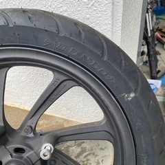 PCX  81前輪の画像