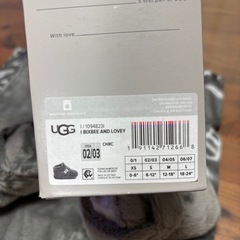 【新品未使用】アグ　ベビーシューズ　11㎝　　の画像