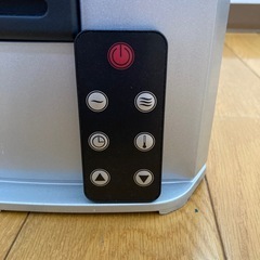 リモコン付きセラミックヒーターの画像