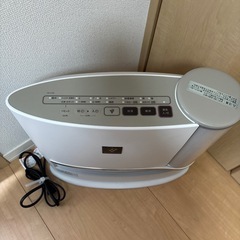 受け渡し者決定　
SHARP 加湿セラミックファンヒーターの画像