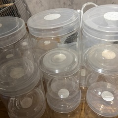 クリアボトル　1500cc 1個200円　在庫17個と47個の画像