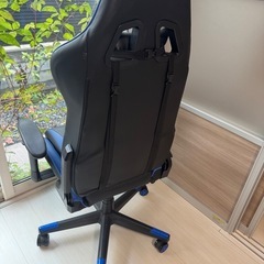 ゲーミングチェアの画像