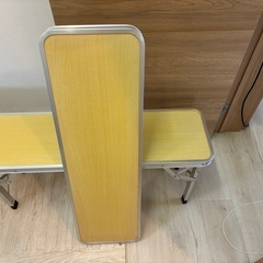 アウトドア用 折り畳みテーブル2点まとめて／無料の画像