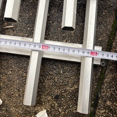 アルミサッシ　面格子　たて型　窓柵　2枚の画像