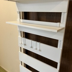 飾り棚　突っ張りタイプ　美品の画像