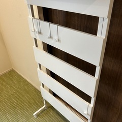 飾り棚　突っ張りタイプ　美品の画像