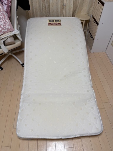 シングルベッド(マットレスセットです) (KSK ITO) 上山口のベッド