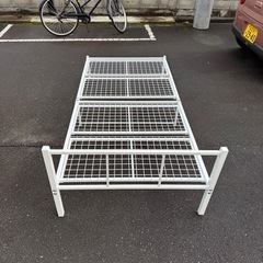 シングルベッド(マットレスセットです
)の画像