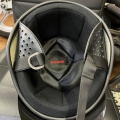 コミネ　ポリス　comine 
の画像