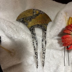 髪飾り4点セット、バラ売り可能ですの画像