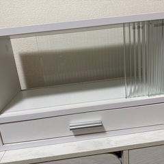 両側から開く収納の画像