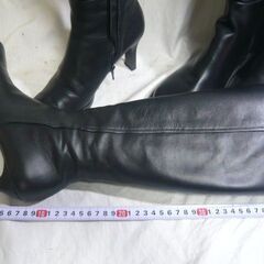 広島市　南区　ブーツ　23.0　２足　中古　現状の画像