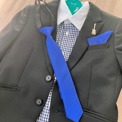 120サイズ　スーツの画像