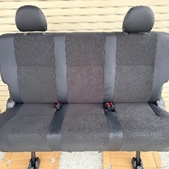 ★ハイエース★セカンドシート★2列目シート★DX用にどうぞ。の画像