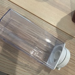 ニトリの冷水ポットの画像