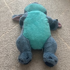 スティッチ　抱き枕　ディズニーランドで購入の画像