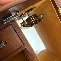 木製アクセサリーケースの画像