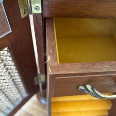 木製アクセサリーケースの画像