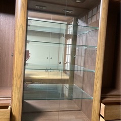 問い合わせ多数❗️収納棚《照明付き》大容量収納《配達可能》の画像