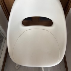 デスク　チェア　IKEAの画像