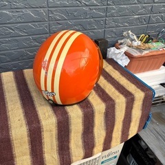 子供、女性用バイクヘルメットの画像