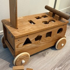 森のパズルバスの画像