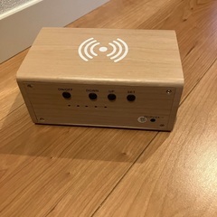 デジタル時計・温度計／ワイヤレス充電器の画像