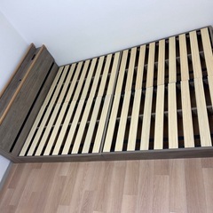 
セミダブルベットの画像