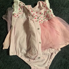 maujonjon チェリー柄 フリル付き ロンパース 横開き 70の画像