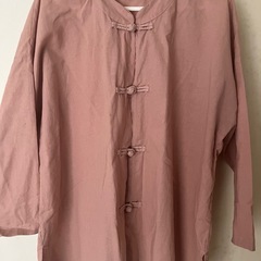 リネンチャイナシリーズ　ピンク ボタン付きシャツの画像