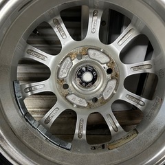 9.5部山！スタッドレスタイヤホイール4本セット　2025年2本　2024年2本　すぐ使えます！の画像