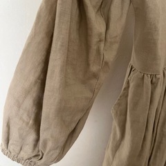 リネン100％ボリューム袖ワンピースの画像